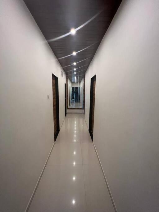 Stayhaven Aqua With Pvt Theatre & Pool Bombay Exterior foto